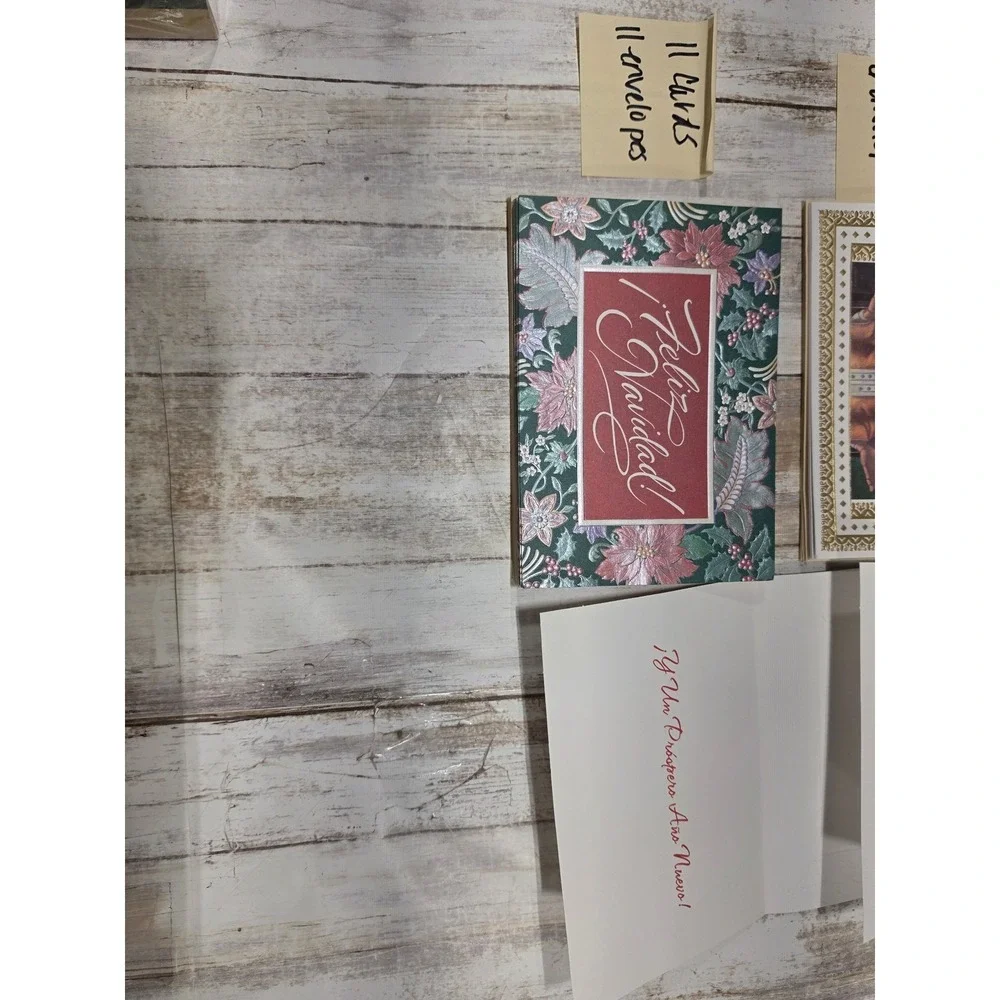 Hallmark en‎ Espanol Feliz Navidad Christmas Cards Lot of 35 cards & Envelopes